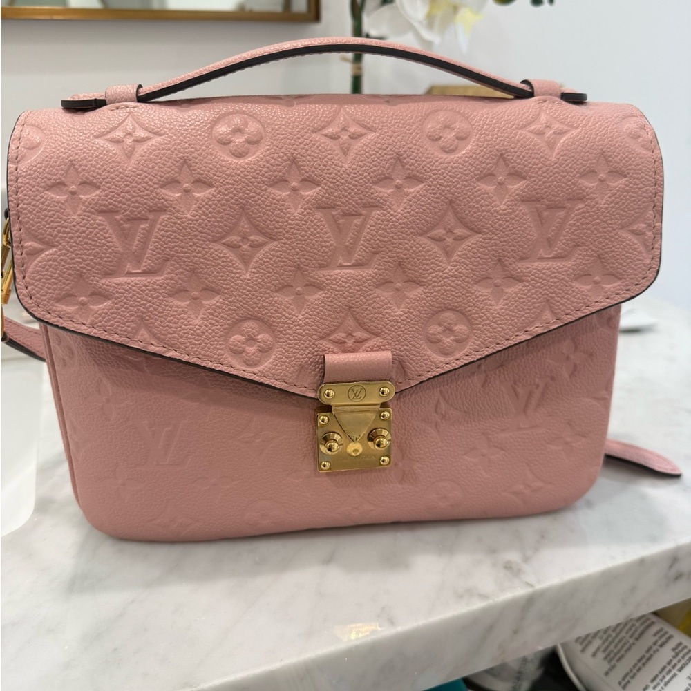 Louis Vuitton pochette Métis